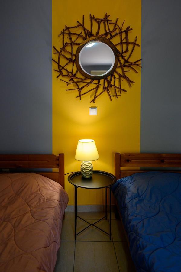 Rea Apartment II "1Minute From The Beach" Kalamáta Kültér fotó
