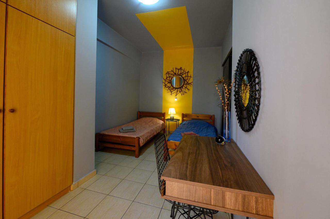 Rea Apartment II "1Minute From The Beach" Kalamáta Kültér fotó